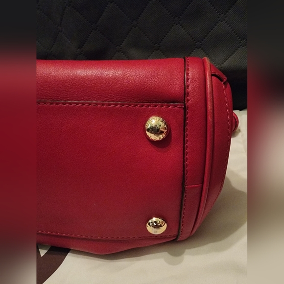 MICHAEL KORS Vintage Red Leather Shoulder Bag AQ-1208 - Picture 5 of 16